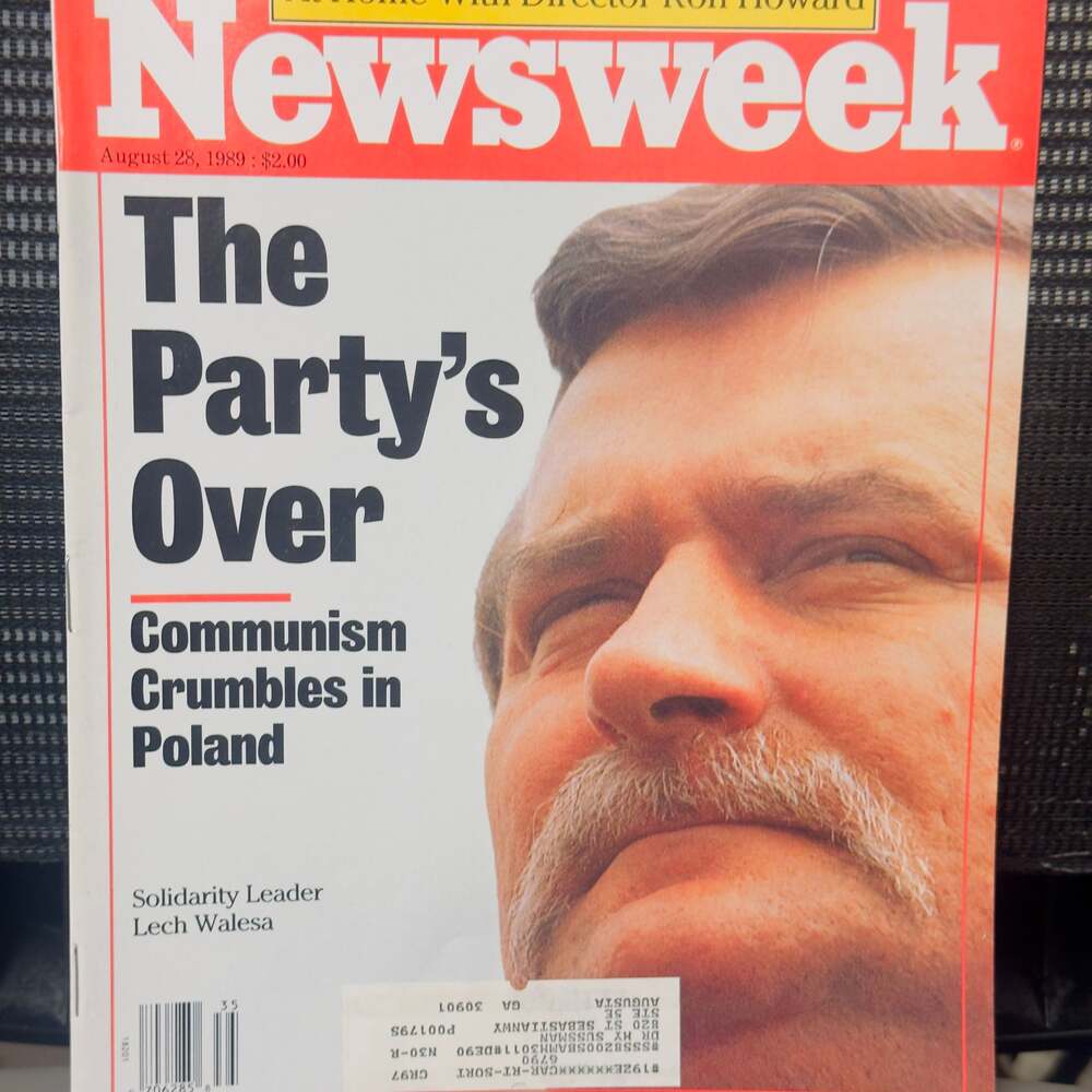 Newsweek Magazine August 28, 1989 Lech Walesa Solidarity Poland Cover